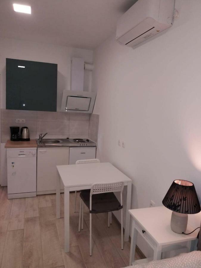 Promenada Apartment *